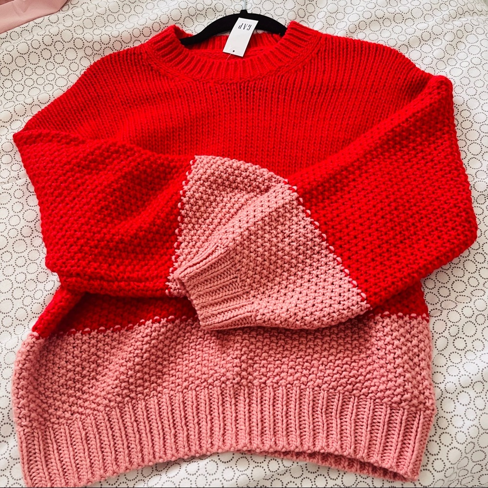 GAP Sweater